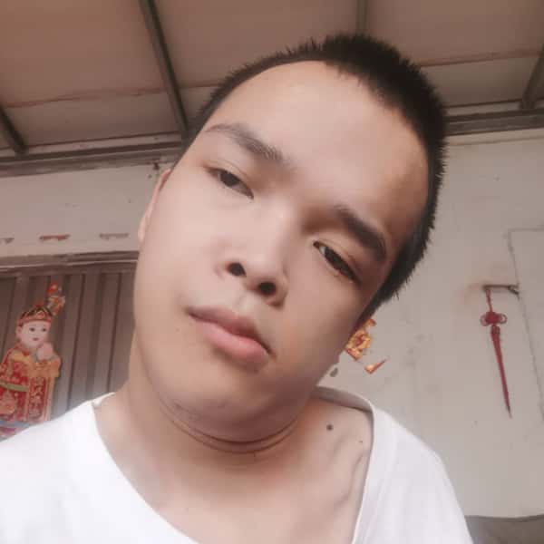 广东24岁单身帅哥真诚找对象-峡江征婚相亲网