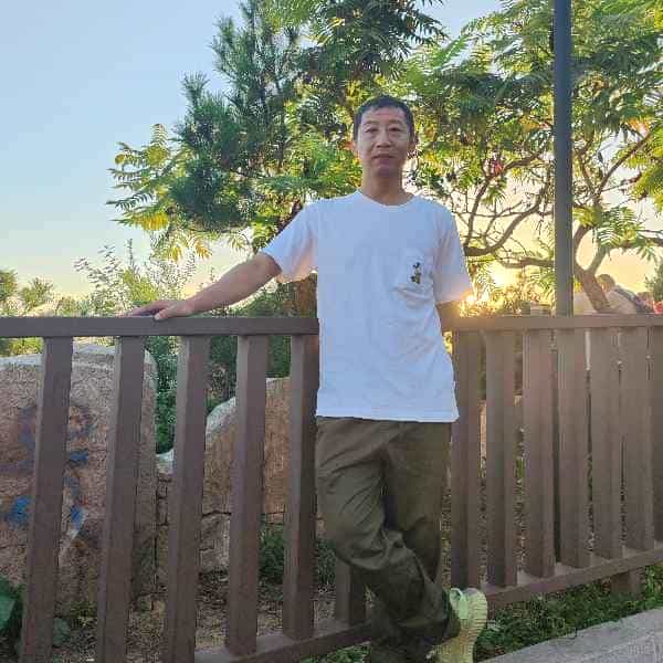 47岁岁辽宁单身帅哥 - 峡江吉缘网